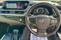 LEXUS ES 300H