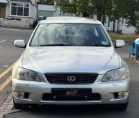 LEXUS IS