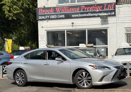 LEXUS